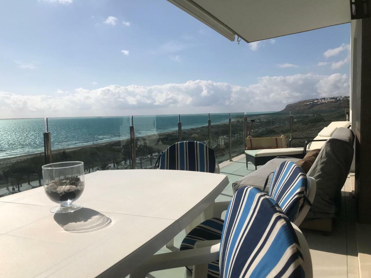 Great Views First Line Teleworkers And Families Unforgetable Apartment Arenales del Sol Eksteriør billede